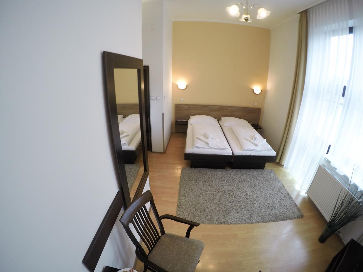 Hotel Faust Decin Ngoại thất bức ảnh